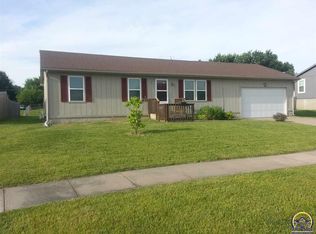 2331 SE 28th St, Topeka, KS 66605