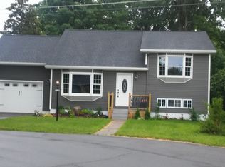 22234 Twin Oaks Dr, Watertown, NY 13601