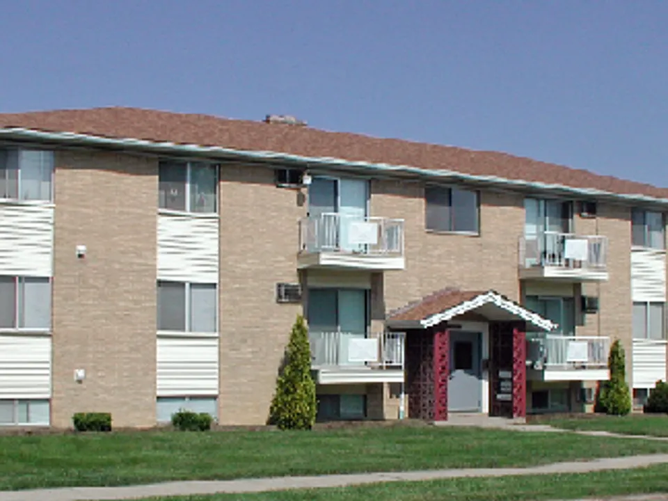 Brush Apartment