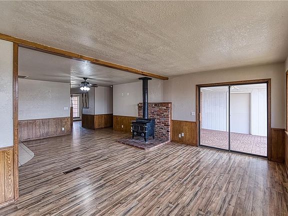 5th image of 308 W Parkview Pl