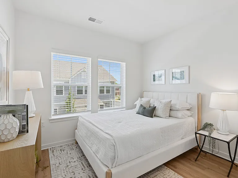 Hamlet Falling Creek - Homes & Townhomes for Rent — Photo 29