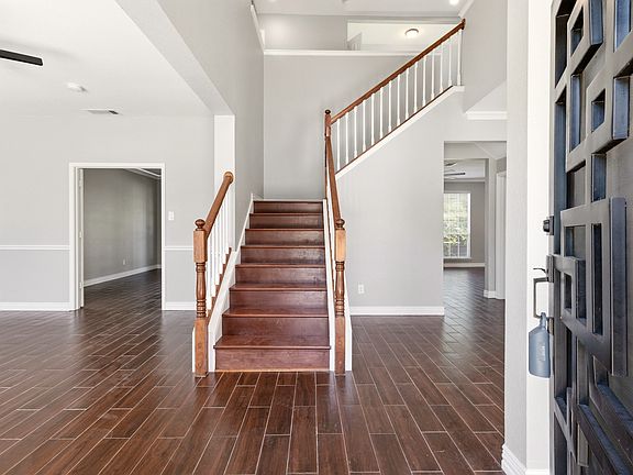 3rd image of 6722 Tabor Dr