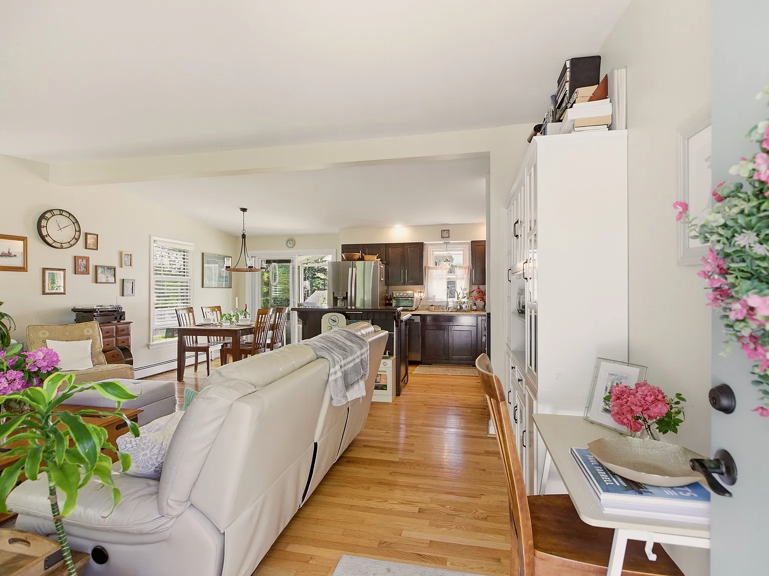 51 Pleasant St — Photo 3