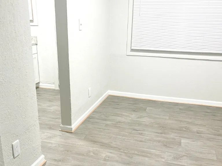 Seven Oaks — Photo 15