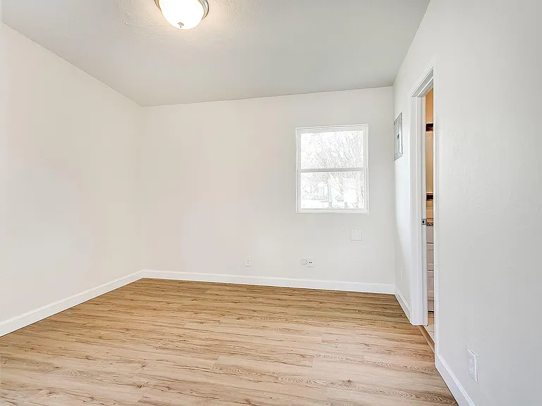 620 E Eufaula St — Photo 10