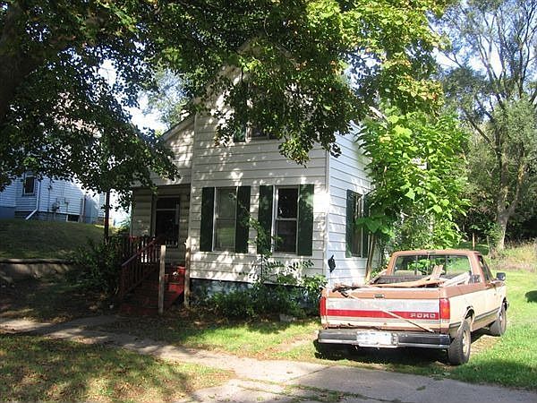 1st image of 2213 Luella St