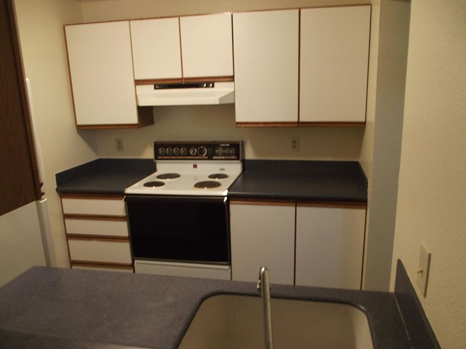 1st image of 4727 176th St SW APT J11