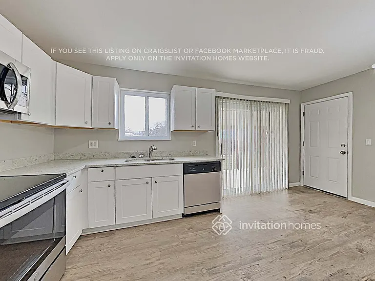 10709 Owens St — Photo 11