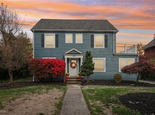 3191 Warrington Rd, Shaker Hts, OH 44120