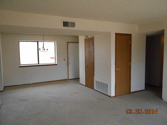4th image of 16 Rosemarie St