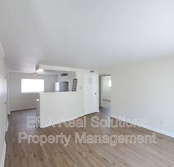 3600 Cushing Dr #B — Photo 17