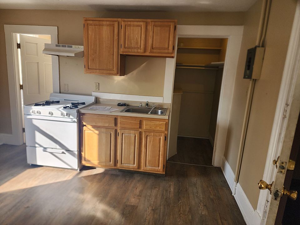 1st image of 21 Highland St APT 11