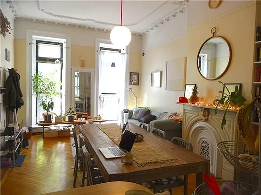 Rented by R New York | media 31