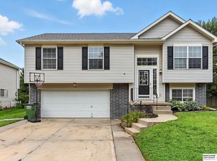 7112 S 176th Ave, Omaha, NE 68136