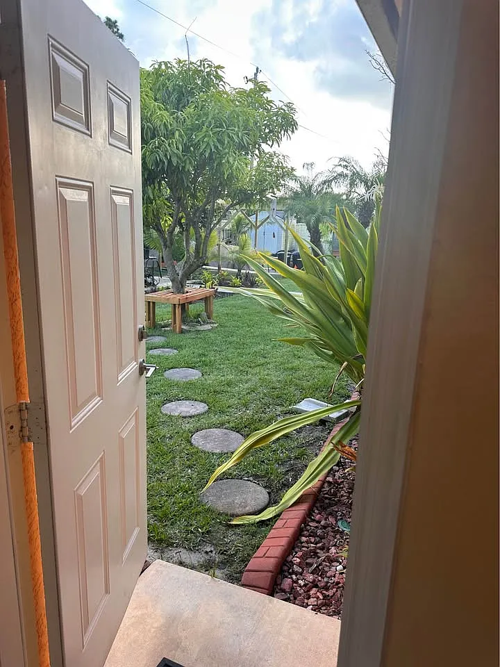 SW Edinburgh Dr, Port Saint Lucie — Photo 3
