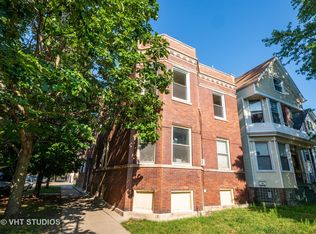 2038 W School St, Chicago, IL 60618