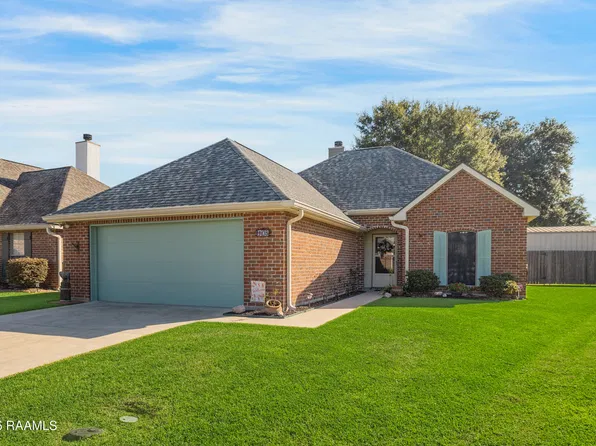 105 Harvest Pointe Cir, Lafayette, LA 70506