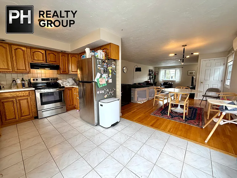 43 Edenfield Ave — Photo 10
