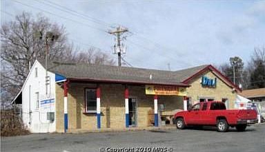2nd image of 8 Arrowhead Dr