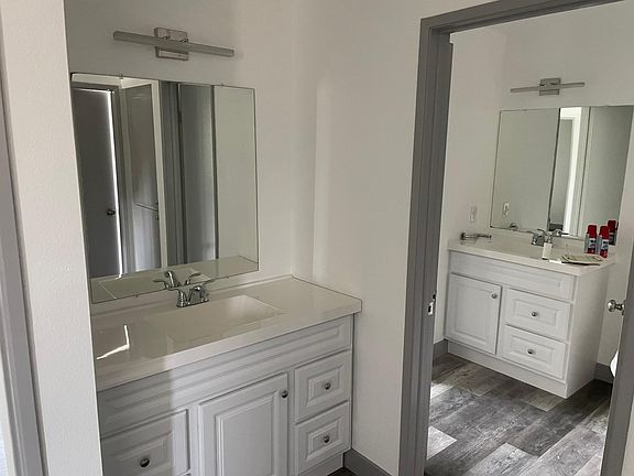 2nd image of 589 N Garfield Ave APT 1