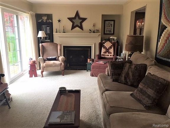 5th image of 472 Ashley Dr #42