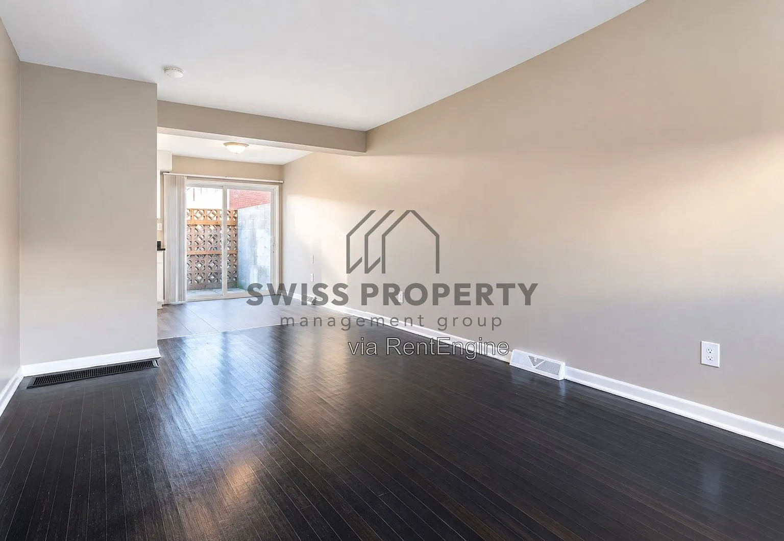908 N Meadows Ct — Photo 4