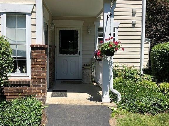2nd image of 20 Janet Cir #20K