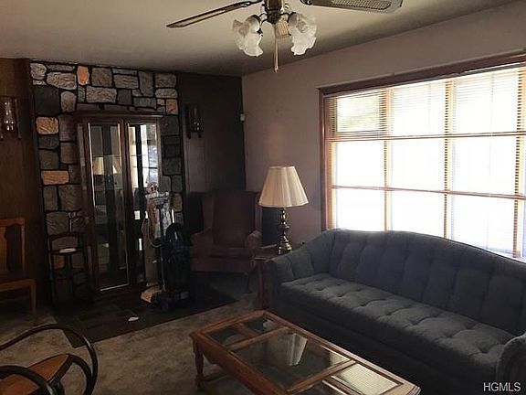 4th image of 229 Garden St