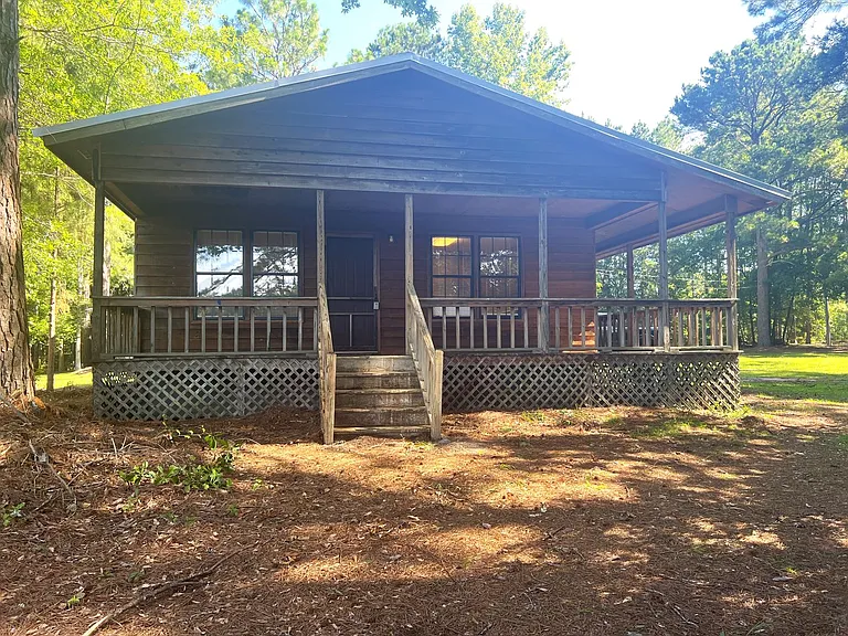 312 Williams Rd — Photo 2