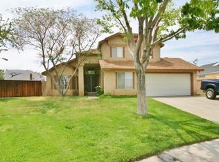 37913 Stardust Pl, Palmdale, CA 93552