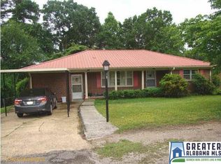 1110 Edgewood Dr, Weaver, AL 36277