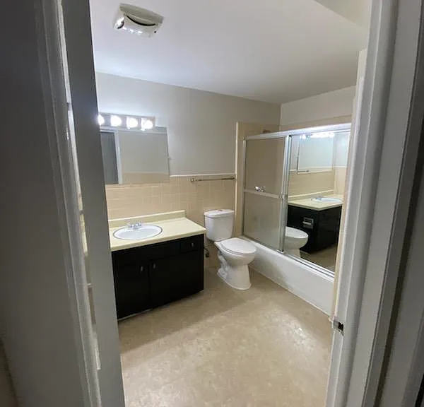 1622 Mark Ave #9 — Photo 5