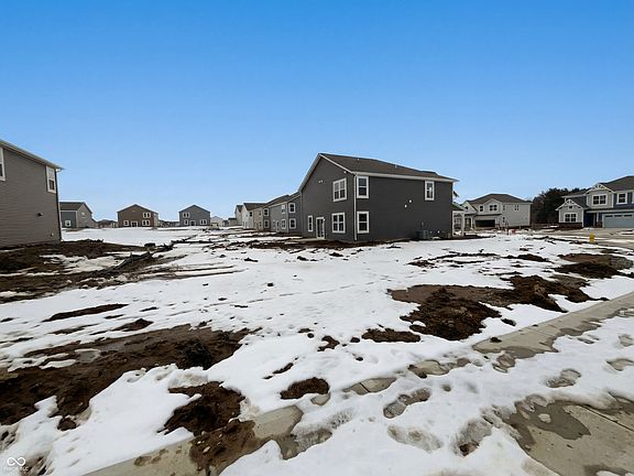 5th image of 2415 Fir Dr