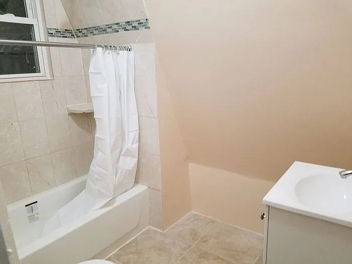 91 S Munn Ave #3