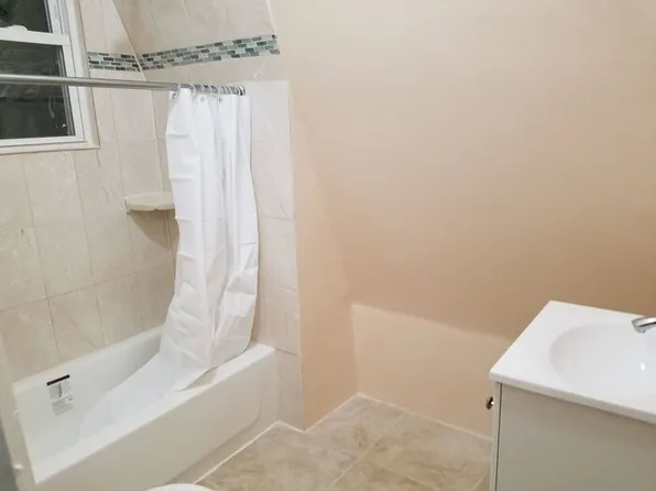 91 S Munn Ave #3, Newark, NJ 07106
