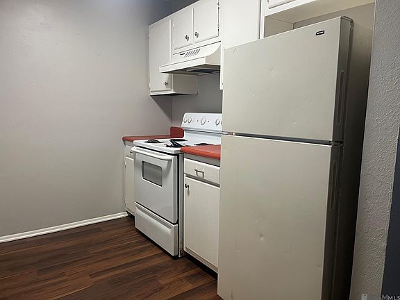5th image of 1921 Southpointe Dr