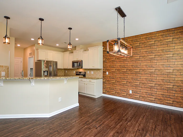 2037 Ice Lake Ct — Photo 11