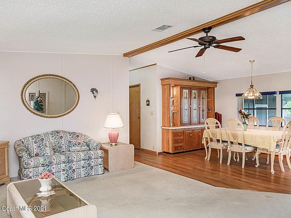5th image of 313 Melissa Ln