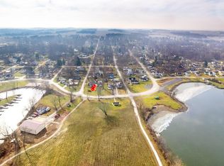 5461 Lake Shore Dr NE, Thornville, OH 43076