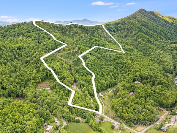 99999 Hookers Gap Rd, Leicester, NC 28748
