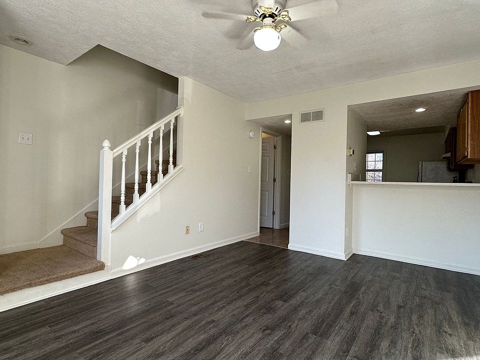 1st image of 723 E Sherwood Hills Dr
