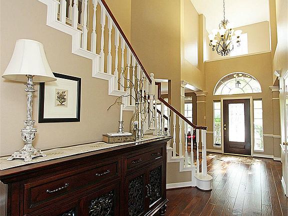 3rd image of 6431 Aspen Cove Ct