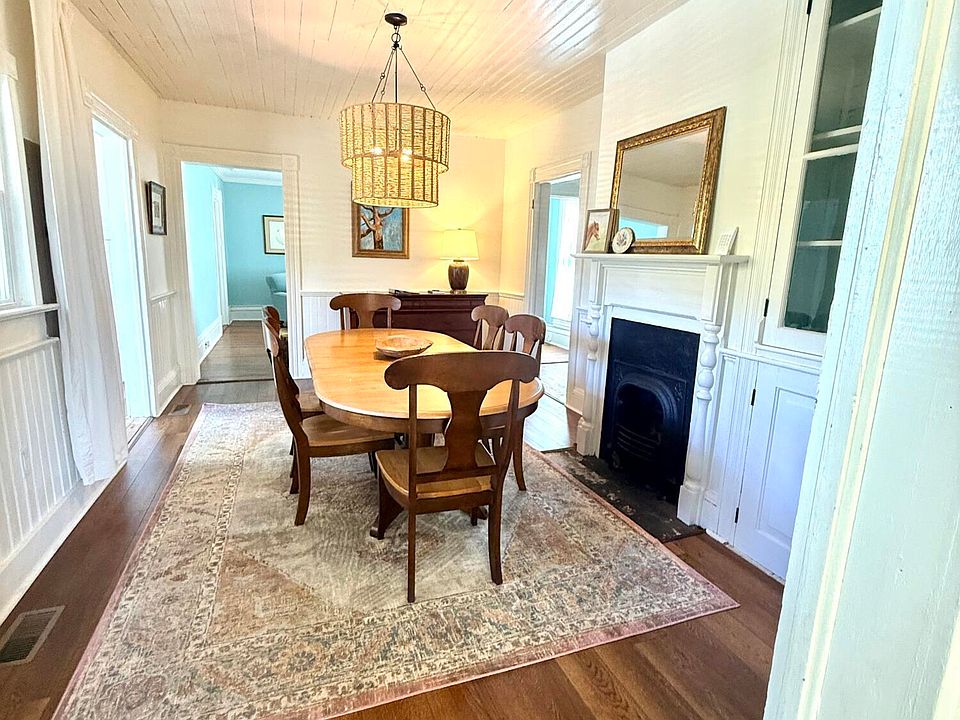 13th image of this home