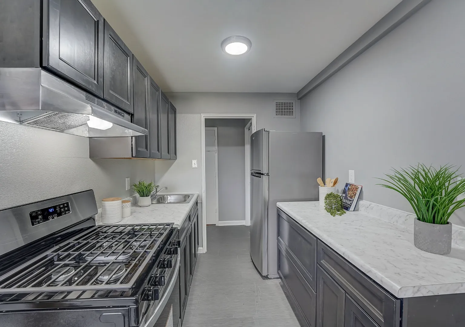 Woodbrook House Apartments — Photo 3