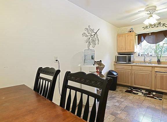 4th image of 675 Route 6 APT C6