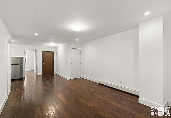 4th image of 221 Malcolm X Blvd #1G