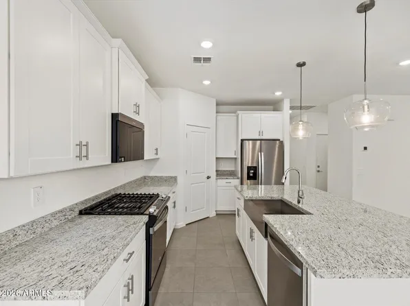 2473 E ENANTIO Road, San Tan Valley, AZ 85143