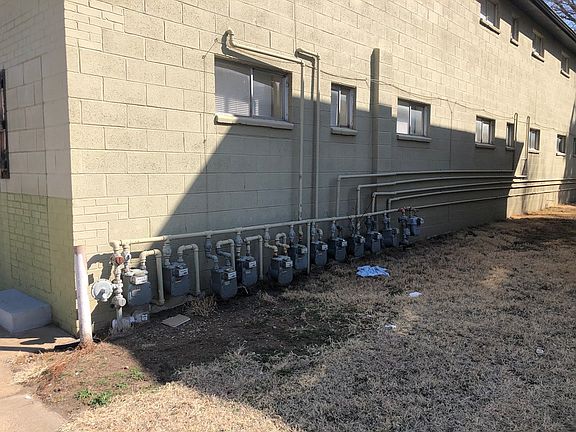 3rd image of 221 S 4th St APT 4