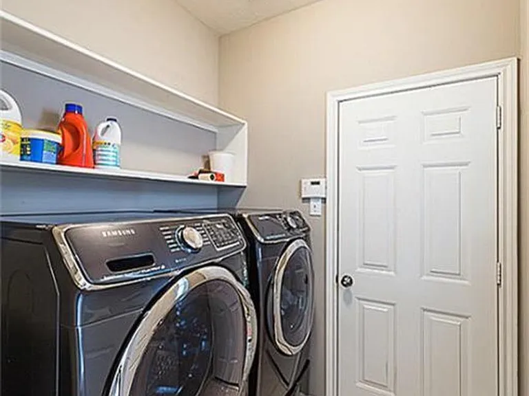 24023 Northshire Ln — Photo 25