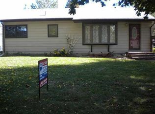 409 Ardmore St, Waterloo, IA 50701